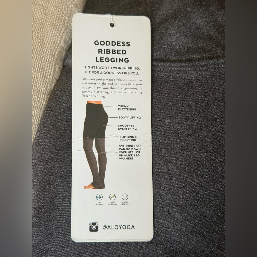 ALO Yoga Goddess Ribbed Legging in Black